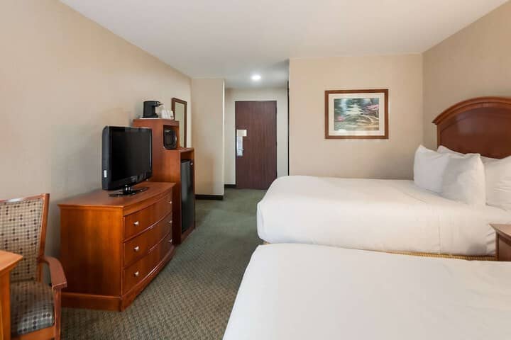 Room 16 of 27