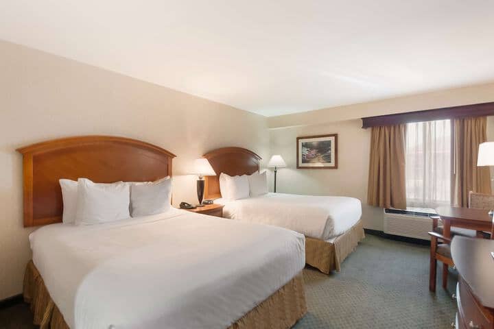 Room 14 of 27